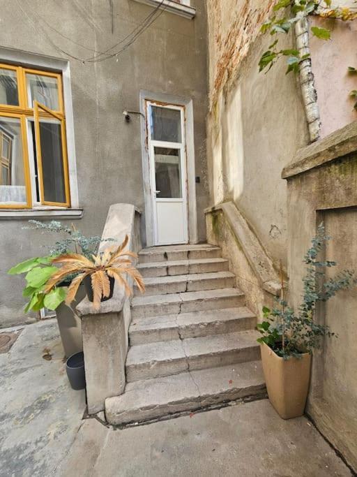 Heart Of City Center 4Br 2Bath 10 Pers Bükreş Dış mekan fotoğraf
