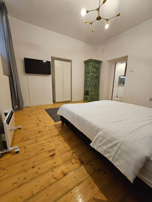 Heart Of City Center 4Br 2Bath 10 Pers Bükreş Dış mekan fotoğraf